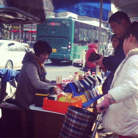 驾校门口生意好做