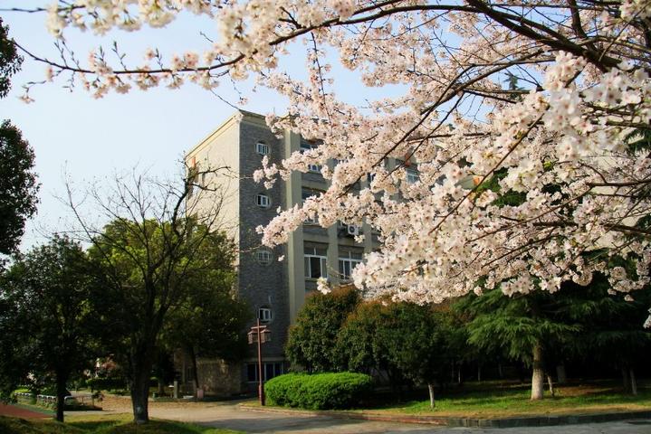 杭州师范大学附属中学